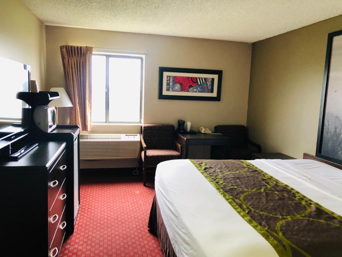 The Inn&Suites Sw Омаха Экстерьер фото