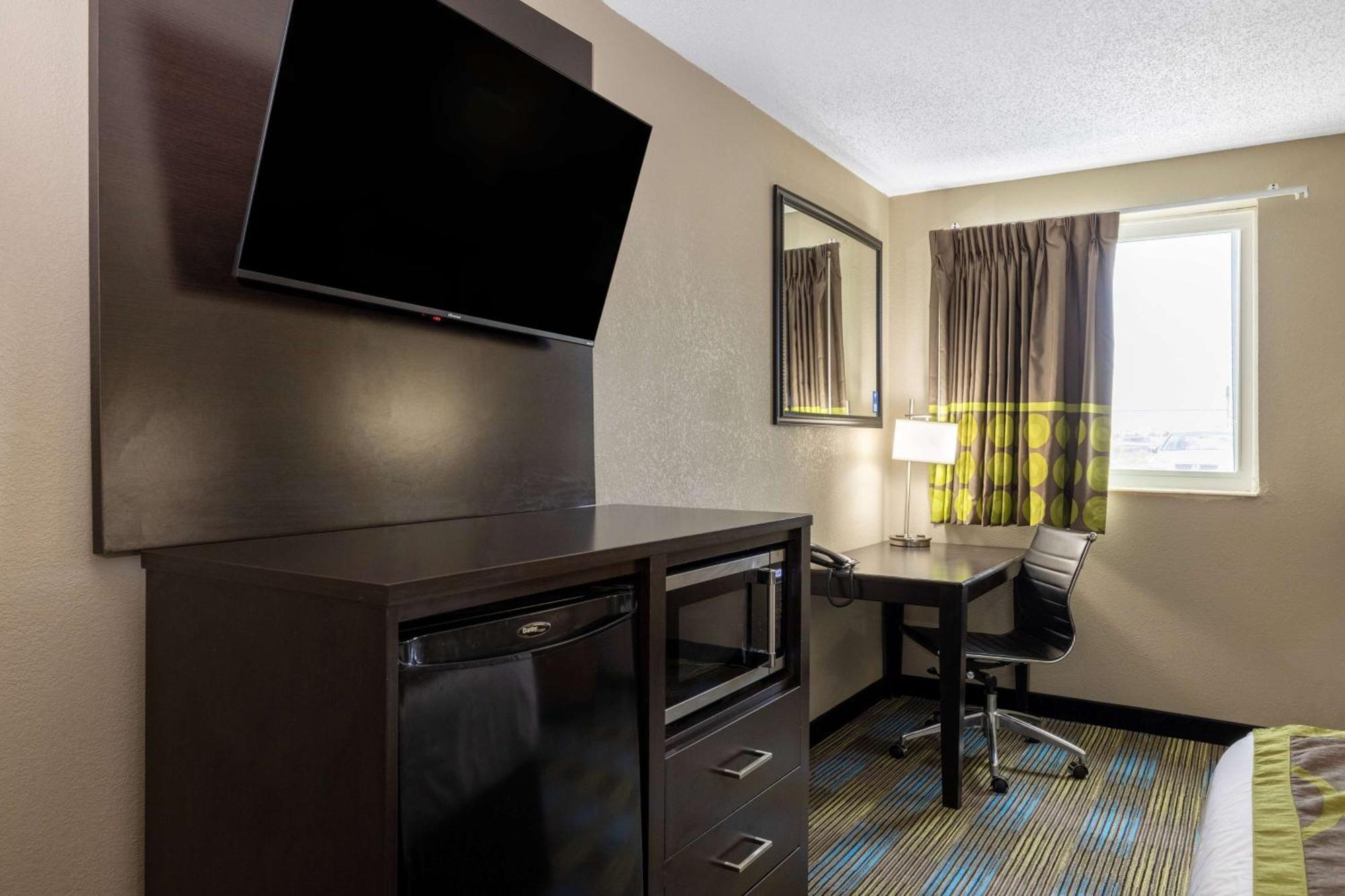 The Inn&Suites Sw Омаха Экстерьер фото